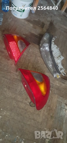 Десен фар и стопове за Форд Мондео седан 1996-2001