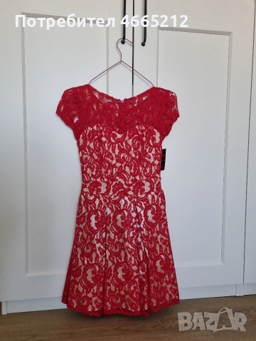 официална рокля с дантела 