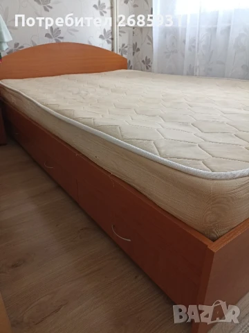 Комплект легло,скрин и нощно шкафче 