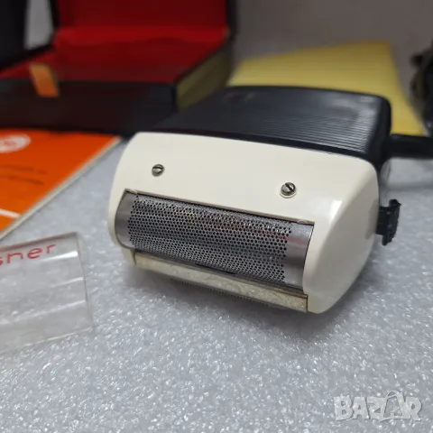 Като нова! Ел. самобръсначка "BB" Made in GDR, снимка 6 - Антикварни и старинни предмети - 49790975