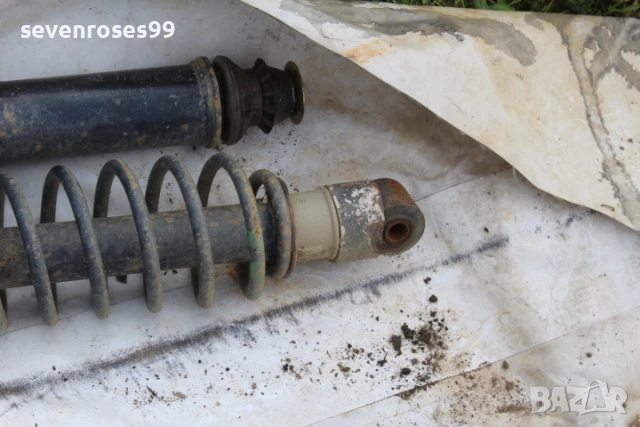 Макферсон амортисьор пружина заден ляв десен Фолксваген Голф 3 комби 1.9 tdi 90hp VW Golf 3 комплект, снимка 4 - Части - 50578239