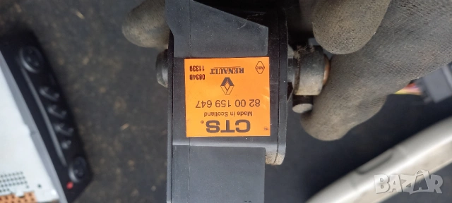 Потенциометър газ Renault Megane II / Scenic II, снимка 2 - Части - 54096295