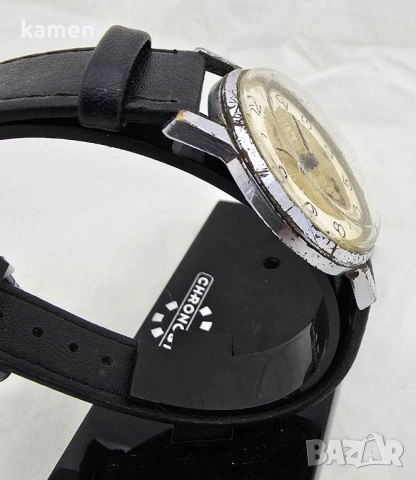 Винтидж съветски часовник ЗИМ - 15 бижута - ръчно навиване - СССР - нова кожена каишка, снимка 3 - Антикварни и старинни предмети - 53659352