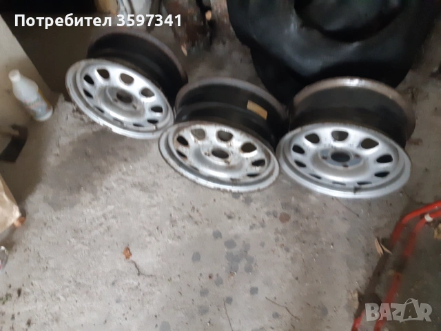 Голф 4 две джанти 15 ки с 3 зимни 195/65/15, Голф 3 джанти, Пасат 1998 Джанти, снимка 6 - Гуми и джанти - 53172701