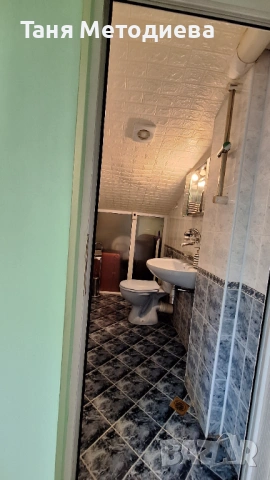 Мансардно студио за гости „Уют“ – нощувки в Карлово с изглед към Балкана, Wi-Fi и климатик, снимка 8 - Квартири, нощувки - 53032035