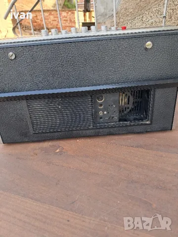 Радиоприемник. Радиоприемник.Grundig Luxus boy, снимка 4 - Радиокасетофони, транзистори - 50090065