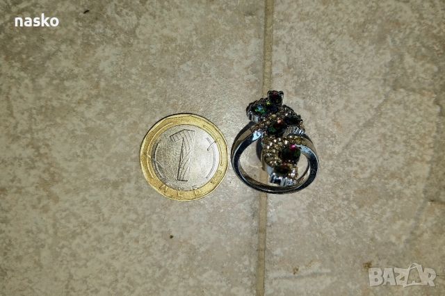 Дамски пръстен цветни циркони, снимка 10 - Антикварни и старинни предмети - 46430766