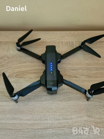 Дрон SJRC F11 пълен комплект + нова батерия