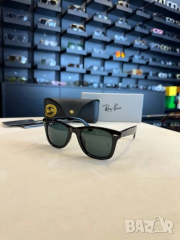 очила с калъф ray ban , снимка 18 - Слънчеви и диоптрични очила - 50572836