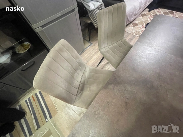 Трапезна Маса разтегателна с четири стола, снимка 5 - Маси - 54156501