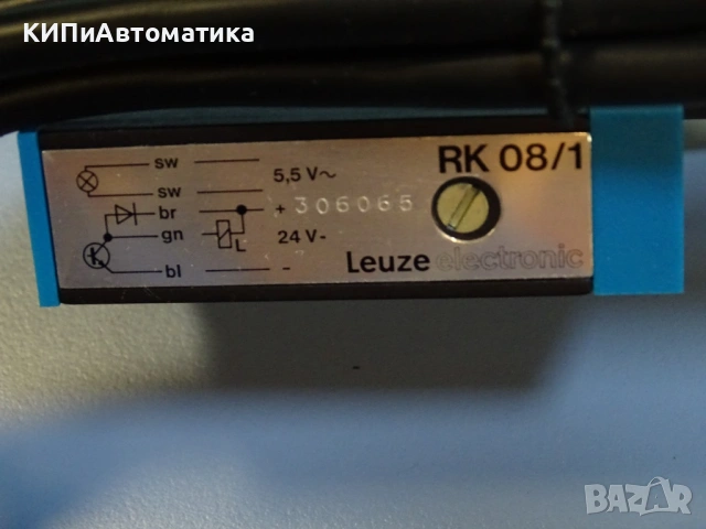 сензор фотоелектрически Leuze RK 08/1 photoelectric reflex sensor 5.5V, снимка 2 - Резервни части за машини - 54205819