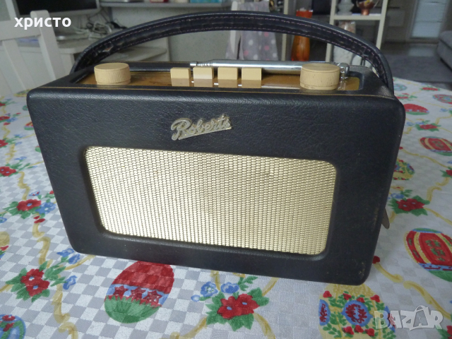 радио Roberts Revival R250 колекционерско ретро, снимка 1 - Радиокасетофони, транзистори - 44954906