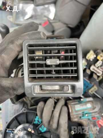 Дясна духалка Мицубиши Спейс Рънър 1998г 