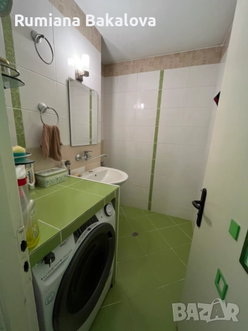 продава се просторен тристаен, снимка 3 - Апартаменти - 52547997