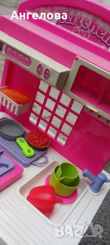 Детска кухня , снимка 4 - Играчки за стая - 45699037