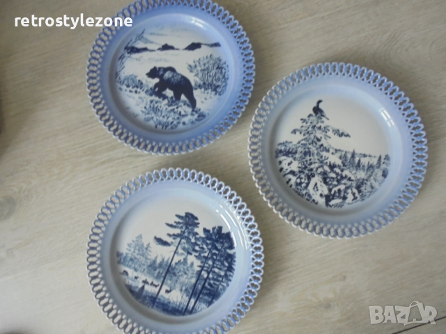 № 8252 Три стари декоративни чинии / пана , снимка 7 - Други ценни предмети - 51644349