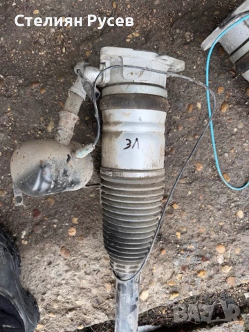 заден амортисьор   , задна въздушна възглавница  audi a8 s8 d3 5.2 450hp facelift 2009г цена 90 евро, снимка 2 - Части - 53611729