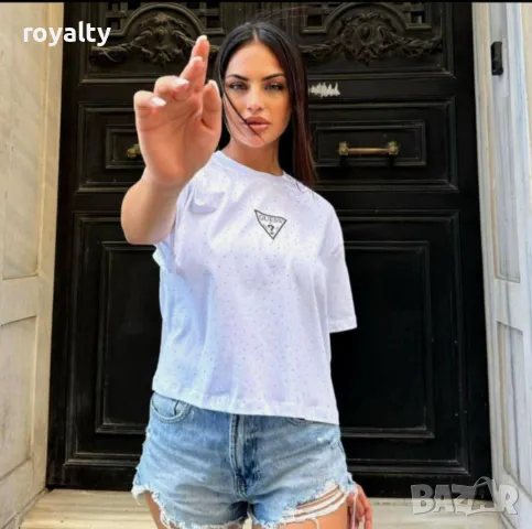 Guess дамски тениски Различни цветове , снимка 5 - Тениски - 49691660