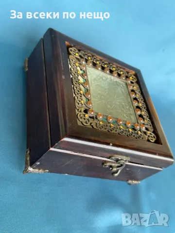 Стара дървена кутия за бижута, снимка 5 - Антикварни и старинни предмети - 49745368