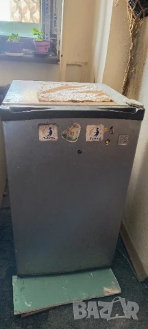 Малък хладилник Beko,работещ, снимка 3 - Хладилници - 51182105