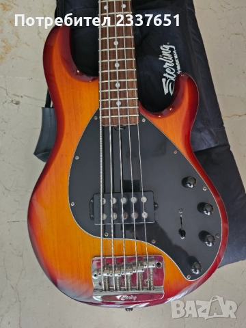 Продавам: Sterling Ray35 by Music Man – 5-струнен бас с активна електроника, снимка 2 - Китари - 52373205