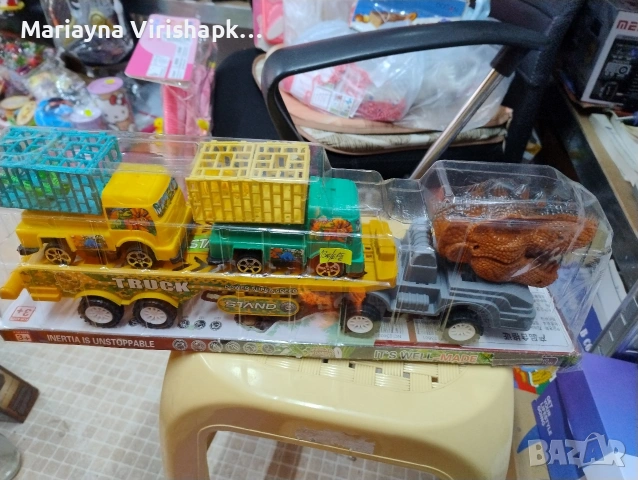 Продавам детски автовоз-динозавър