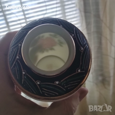 Порцеланова ваза, снимка 4 - Вази - 52162141