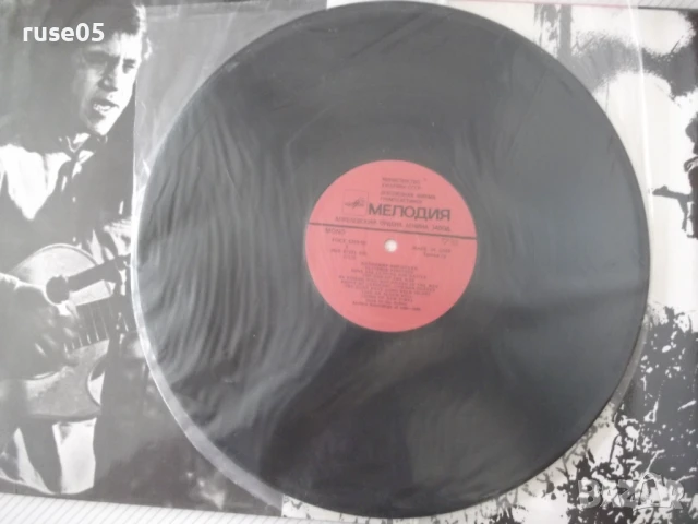 Грамофонна плоча "Сыновья уходит в бой-Владимир Высоцкий", снимка 5 - Грамофонни плочи - 50833331