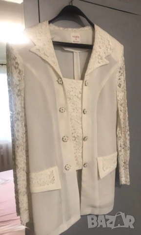 Луксозно сако цвят екрю + подарък още едно сако, снимка 2 - Сака - 53069691