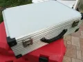 АЛУМИНИЕВ КУФАР-НОВ С 2 КЛЮЧА 2505251813, снимка 7