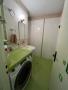 продава се просторен тристаен, снимка 3
