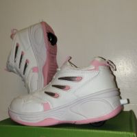 Маратонки обувки с колелца AIR, снимка 1 - Детски маратонки - 45247981