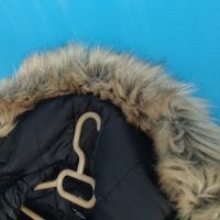 Дебело мъжко зимно яке с качулка с пух Bershka Черно Размер S 36, снимка 3 - Якета - 45859604