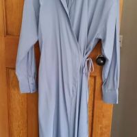Mango рокля – тип „прегърни ме“, бледо синя, XL, снимка 1 - Рокли - 45776391
