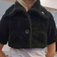 Zara S размер късо палтенце, снимка 1 - Палта, манта - 45524380