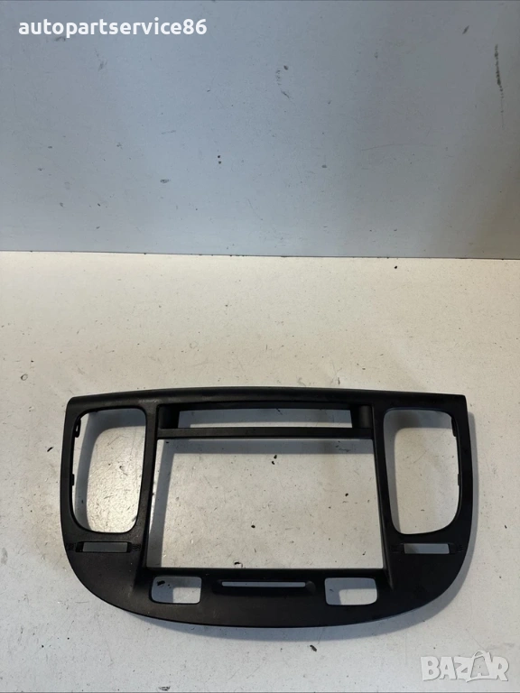 Рамка за радио за KIA Rio 1.5 CRDi (2009) 1G847-20650, снимка 1