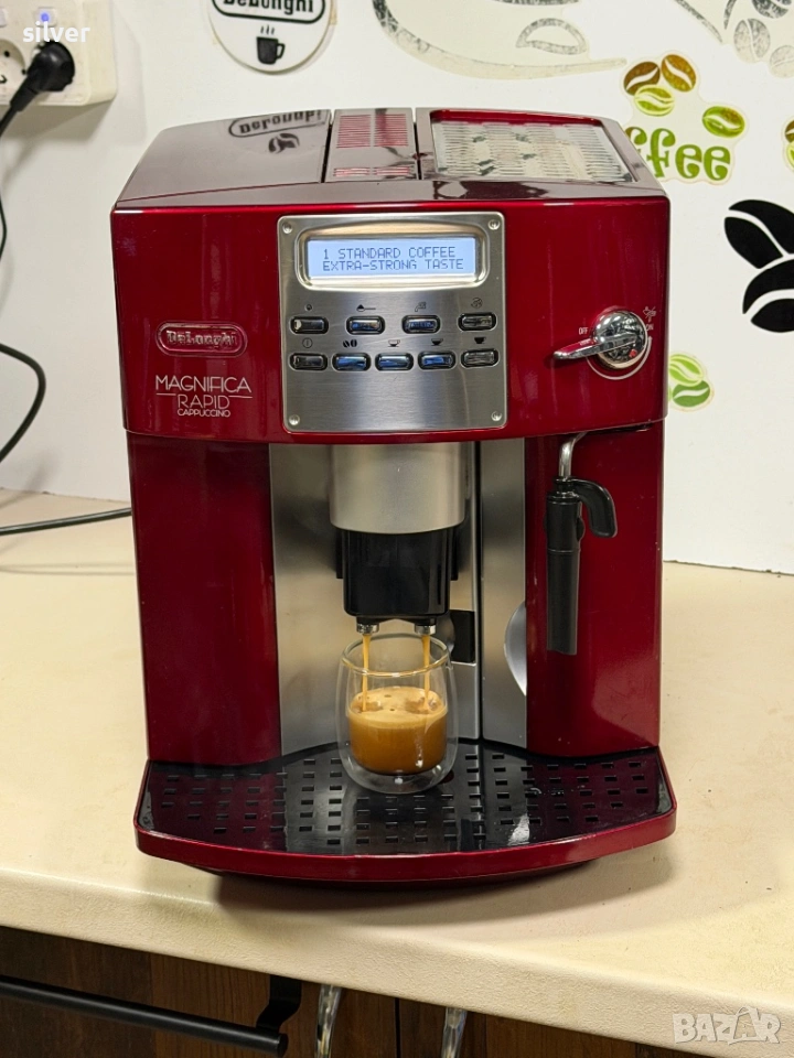 Кафемашина кафе автомат delonghi magnifica с гаранция, снимка 1