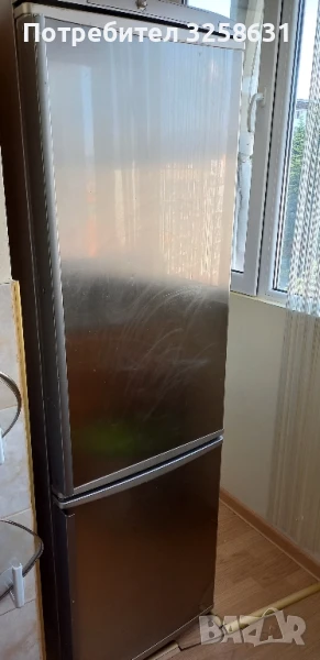 Хладилник Gram, снимка 1