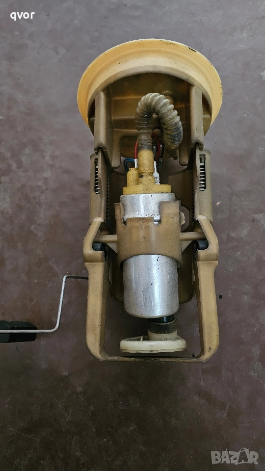 Нафтова помпа (под седалката ) бмв 320д 150 к е 46 , снимка 1