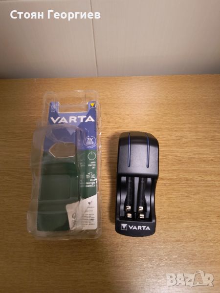 Чисто ново зарядно за 4 батерии VARTA, снимка 1