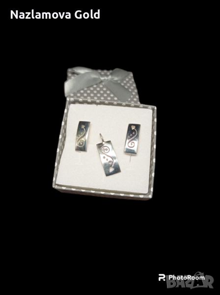Сребърен комплект обеци с медальон с подаръчна кутийка, снимка 1