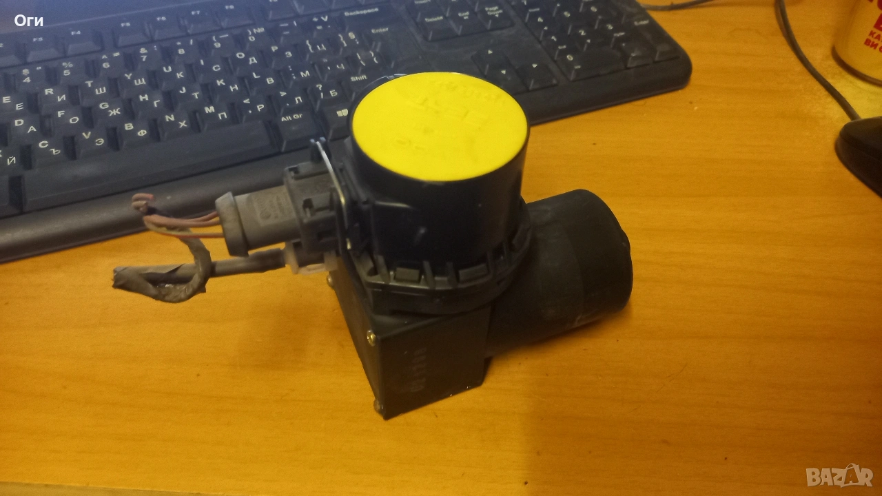 Вакуум помпа централно заключване за Сеат Толедо,Ибиза,Кордоба и Фолксдаген Поло 1L0 862 257 A, снимка 1