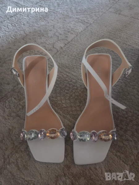 Обувки Guess, снимка 1