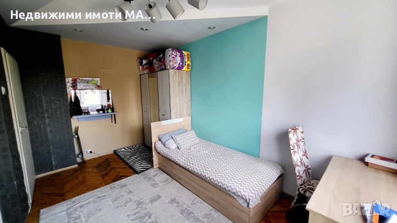 Агенция за недвижими имоти МАРИЯ 2014 продава тухлен апартамент на централно място в града , снимка 1