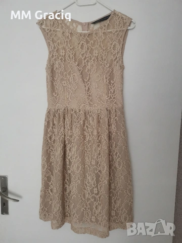 Кокетна рокля Zara 
