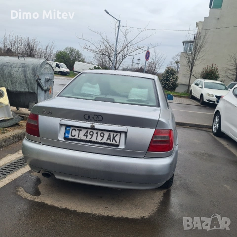продавам ауди а4 1.8 