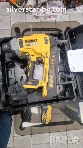 Пистолет за пирони Dewalt, снимка 5 - Други инструменти - 53633202