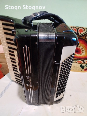 Акордеон Скандали 120баса, снимка 4 - Акордеони - 53933705