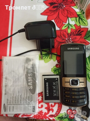 Продавам телефон Самсунг
