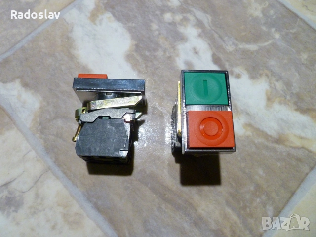 Светещ сдвоен бутон Schneider Electric 1NO + 1NC + LED индикатор - НОВ